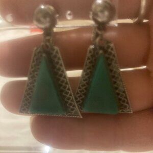 vintage sterling silver and green turquoise dangle screw back earrings